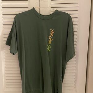Green Billabong T shirt